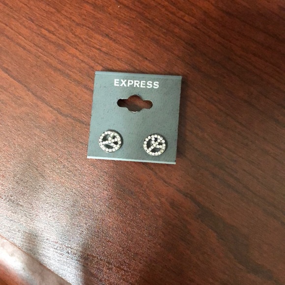 EXPRESS Peace earrings - Picture 3 of 3